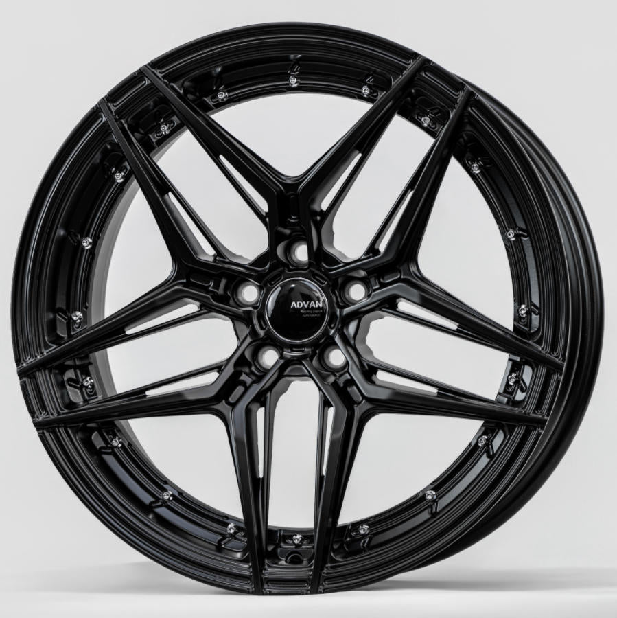 18x8.0 Black Machine Face Alloy Wheel 5x112 ET35 CB 66.56