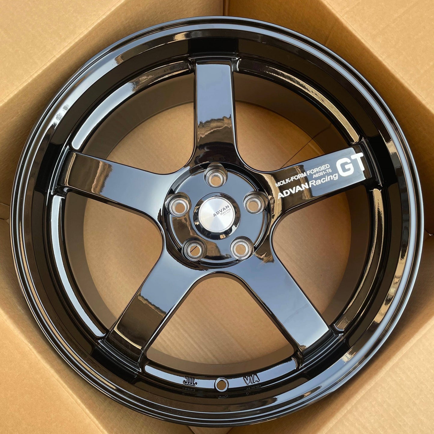 19 Inch 5x112 Flow Formed Aluminum Alloy Wheels for Automotive Aftermarket Importers