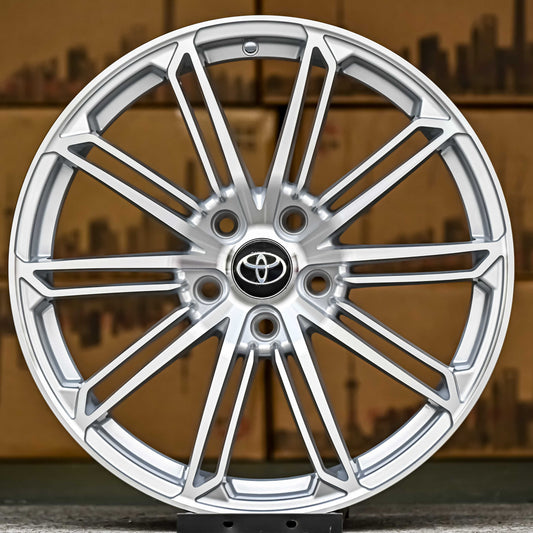 18 Inch 5x114.3 Flow Formed Aluminum Alloy Wheels for Aftermarket Automotive Distributors