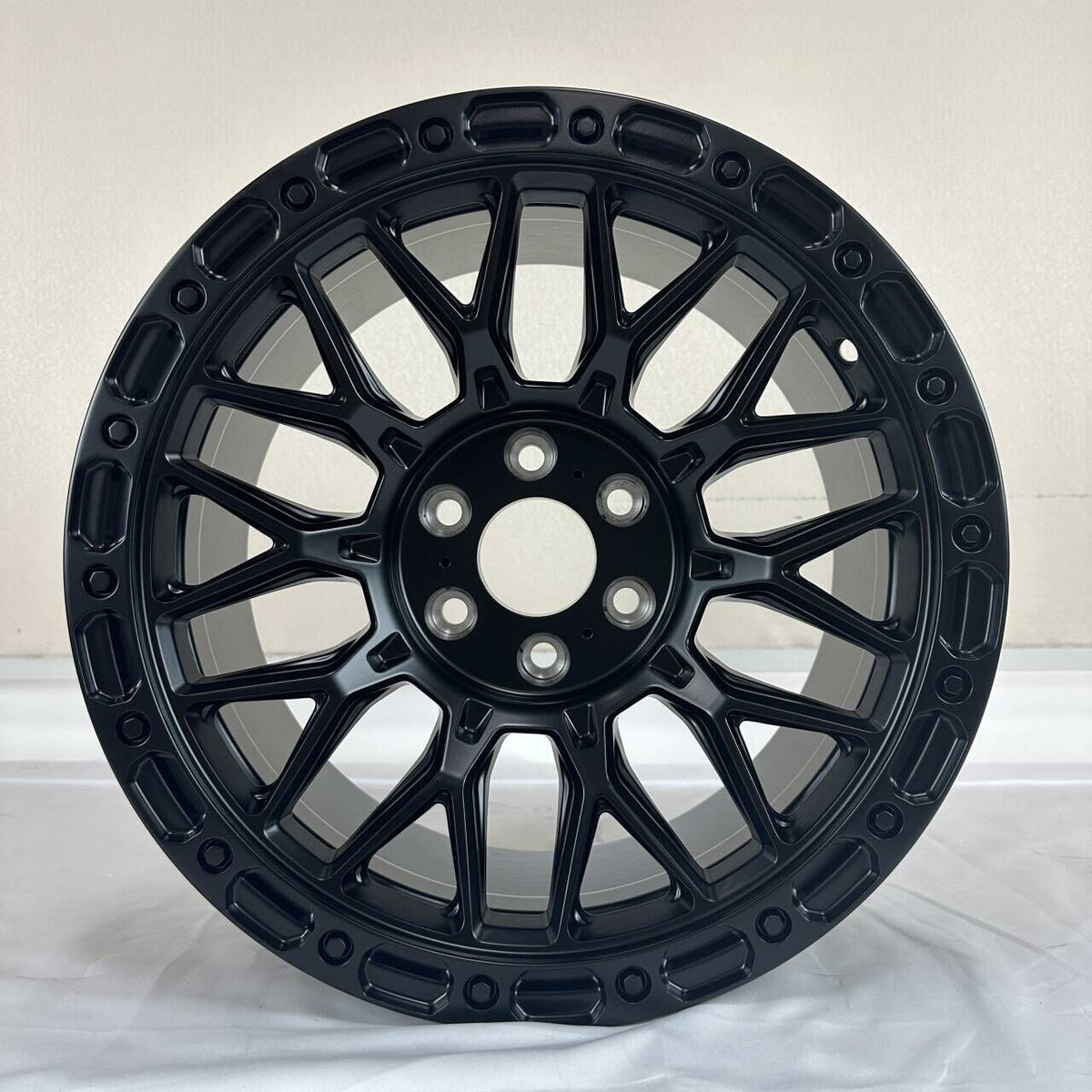 Factory Bulk 18 Inch 6x139.7 Flow Formed Performance Truck Wheels for Distributors