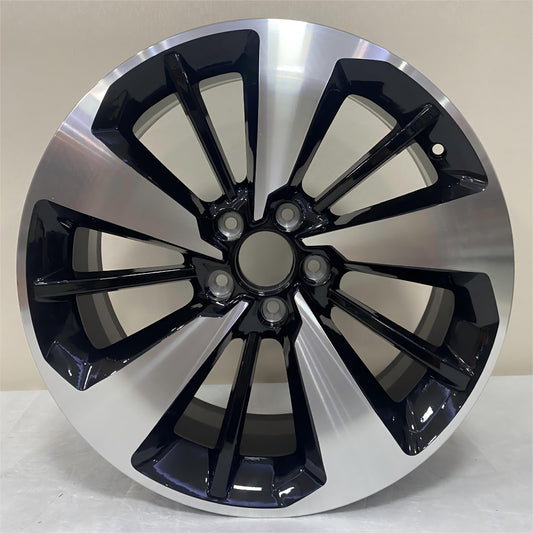 Custom 18 inch GAC Trumpchi GH4 alloy wheel with black machined finish